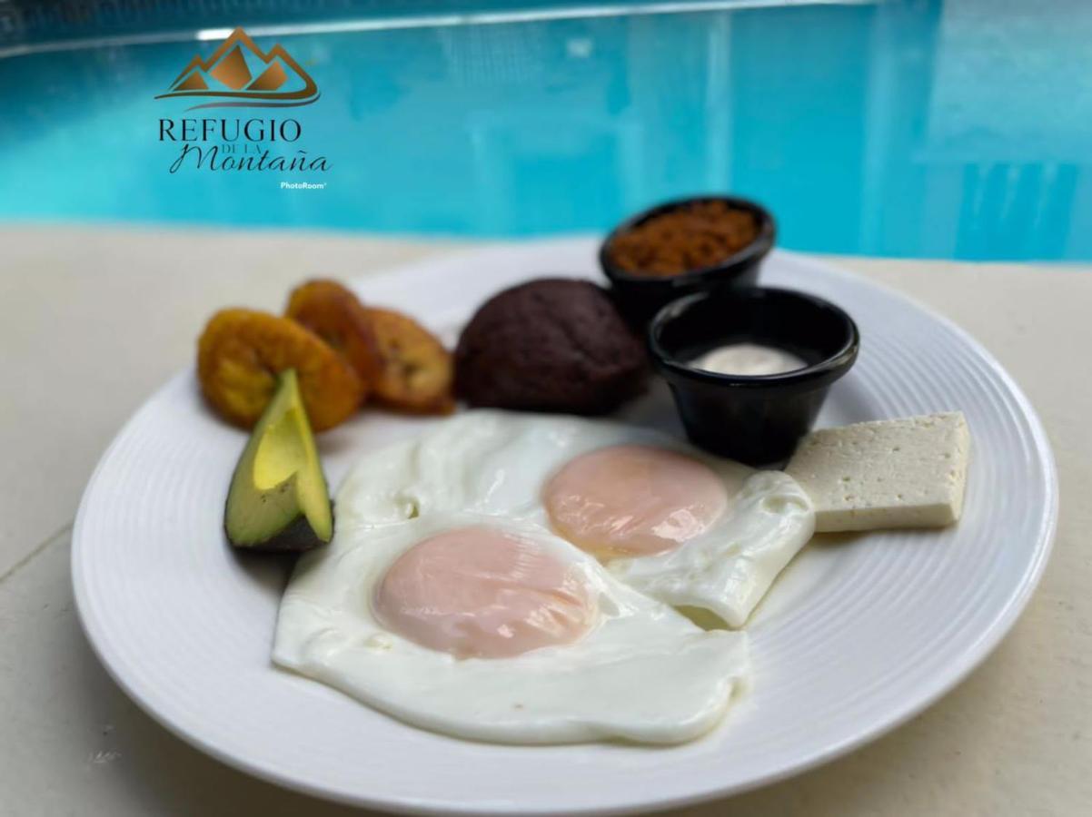Refugio De La Montana B&B San Pedro Sula Ngoại thất bức ảnh